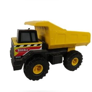 Vintage Tonka Dump Truck No. 354 – Yellow & Black Steel Toy 17.5 x 10.5”